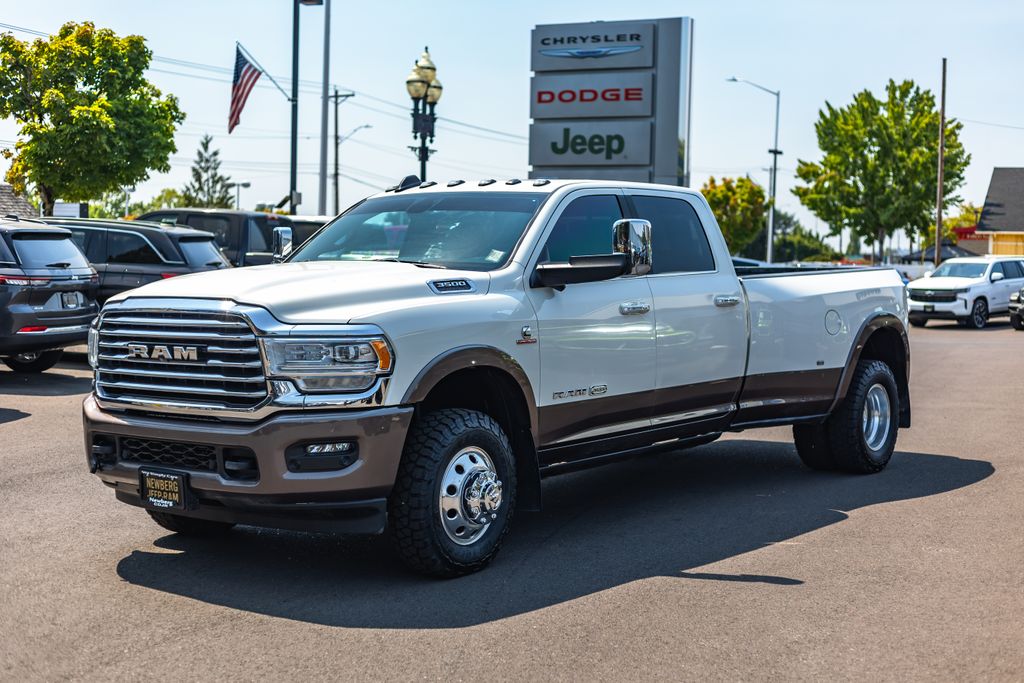 2020 Ram 3500 Laramie Longhorn thumbnail 4