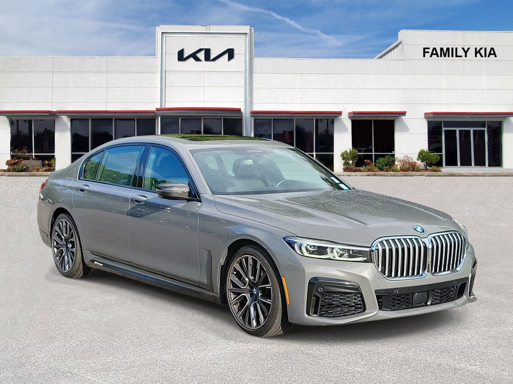 Bemina Gray Amber Effect 2020 BMW 7 Series Sedan All-Wheel Drive 8-Speed Automatic