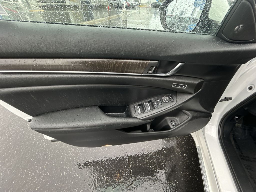 Thumbnail: 2022 Honda Accord - 13