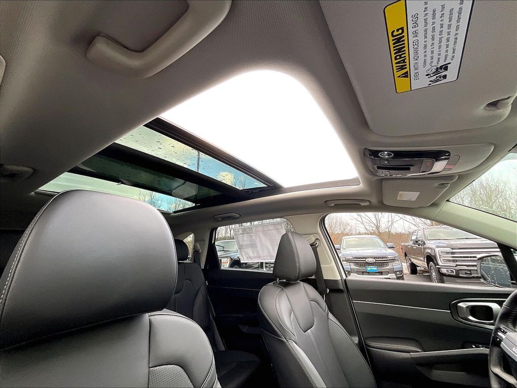 2026 Kia Sorento — photo 15