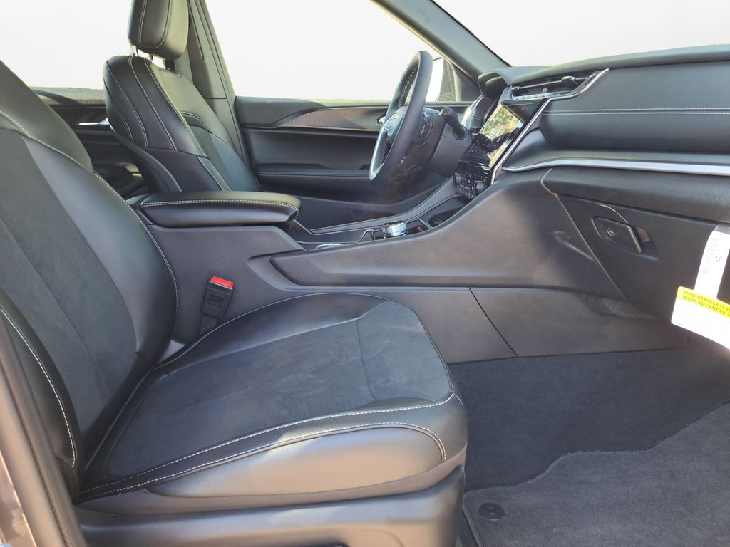 New Car 2025 Jeep Grand Cherokee L  Altitude X For Sale Under $35,000 In Austin, Texas