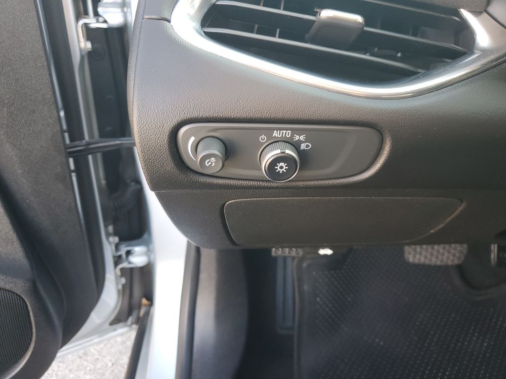 Used Car 2018 Chevrolet Malibu  Lt For Sale Under $15,000 In Austin, Texas