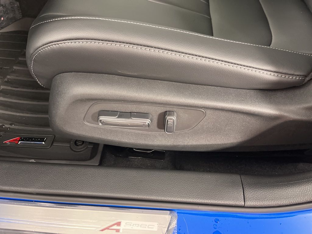 Thumbnail: 2026 Acura Integra - 24