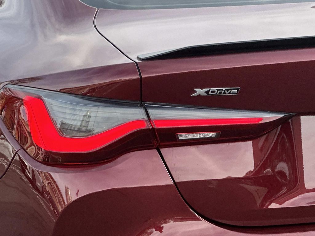 Thumbnail: 2024 BMW M4 - 12