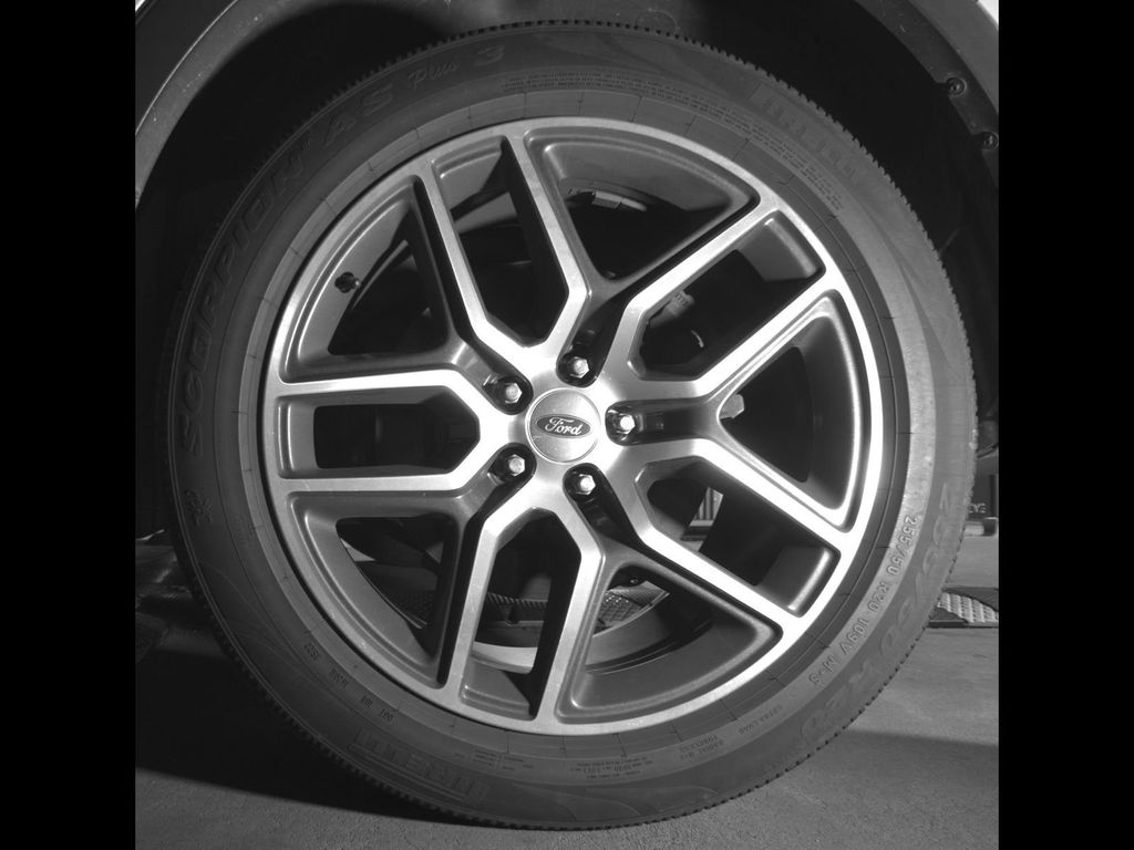 Used 2017 White Platinum Clearcoat Metallic Ford Sport image 12