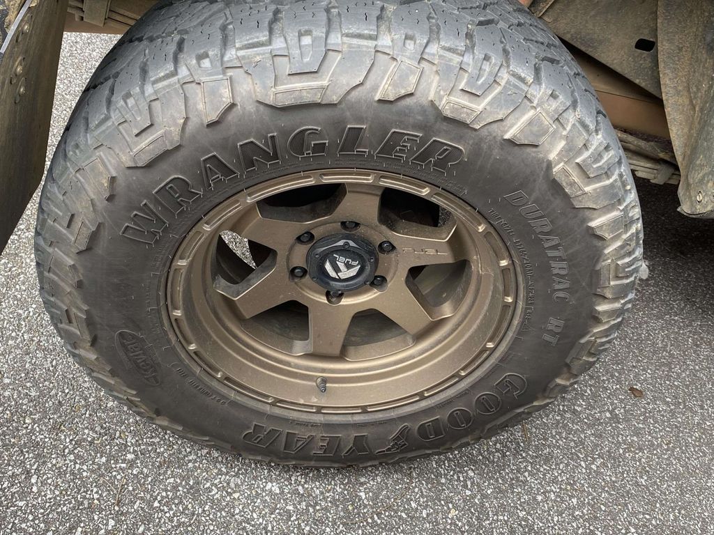 2020 Midnight Black Metallic Toyota Tacoma TRD Off-Road 4X4 Truck