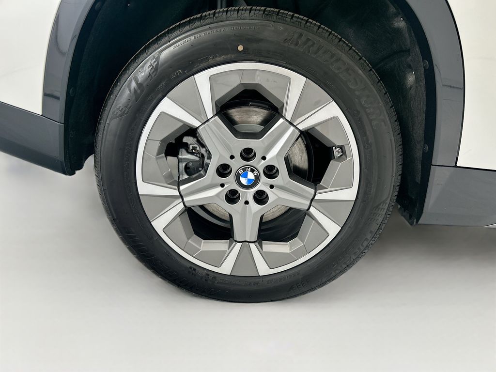 Thumbnail: 2026 BMW X1 - 31