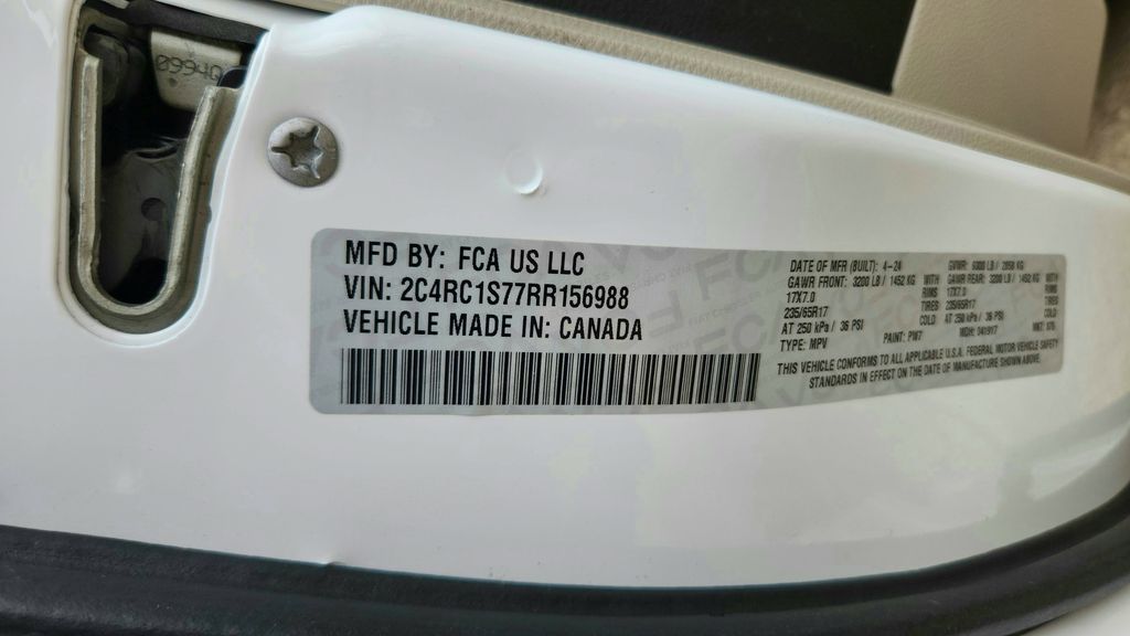 2024 Chrysler Pacifica Hybrid