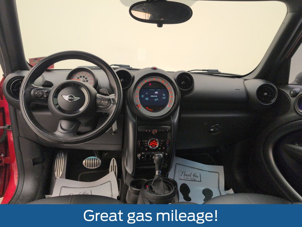 Used 2013 Red MINI Base image 6