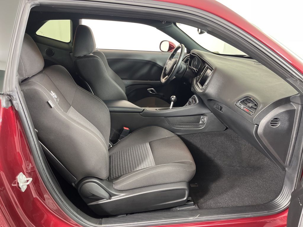 Thumbnail: 2022 Dodge Challenger - 8