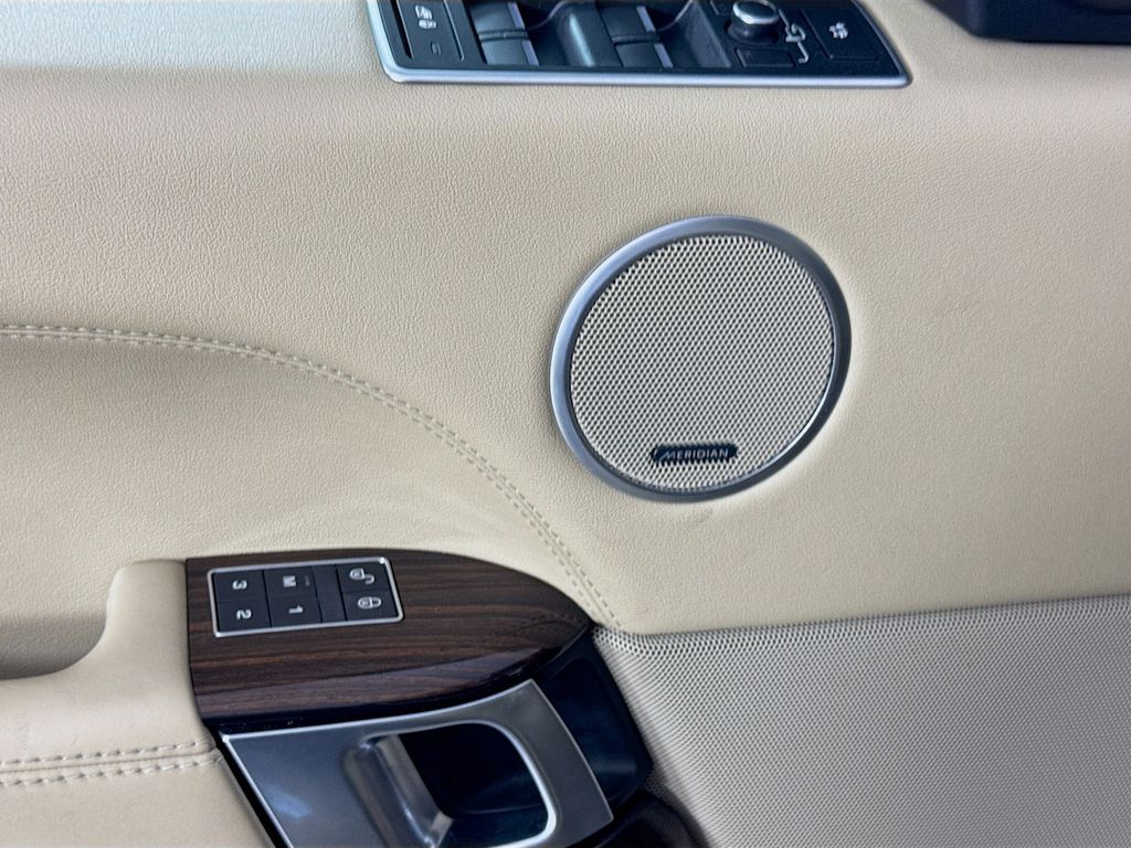 Used Car 2017 Land Rover Range Rover  3.0l V6 Supercharged Hse For Sale Under $25,000 In Austin, Texas