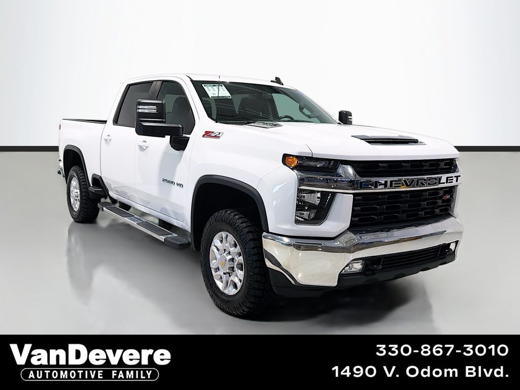 Summit White 2023 Chevrolet Silverado 2500HD Pickup Truck Four-Wheel Drive Automatic