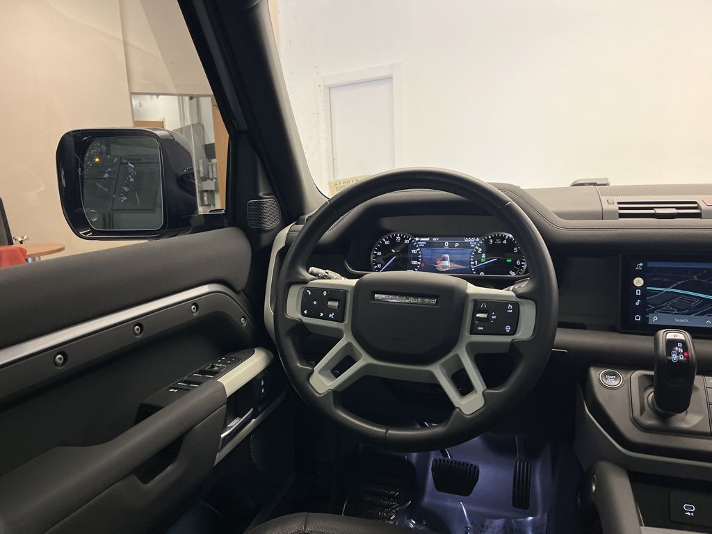 Thumbnail: 2023 Land Rover Defender - 25