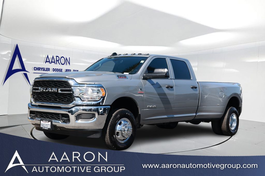 Billet Silver Metallic 2022 RAM 3500 Tradesman Crew Cab LB DRW 4WD Pickup Truck Four-Wheel Drive 6-Speed Automatic