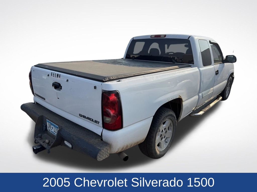 2005 Chevrolet Silverado 1500 LS