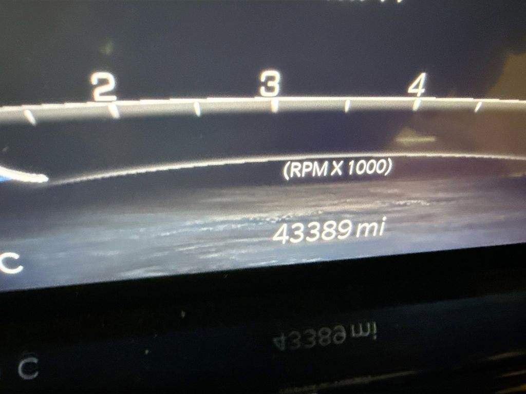 Thumbnail: 2023 Jeep Grand Wagoneer - 12