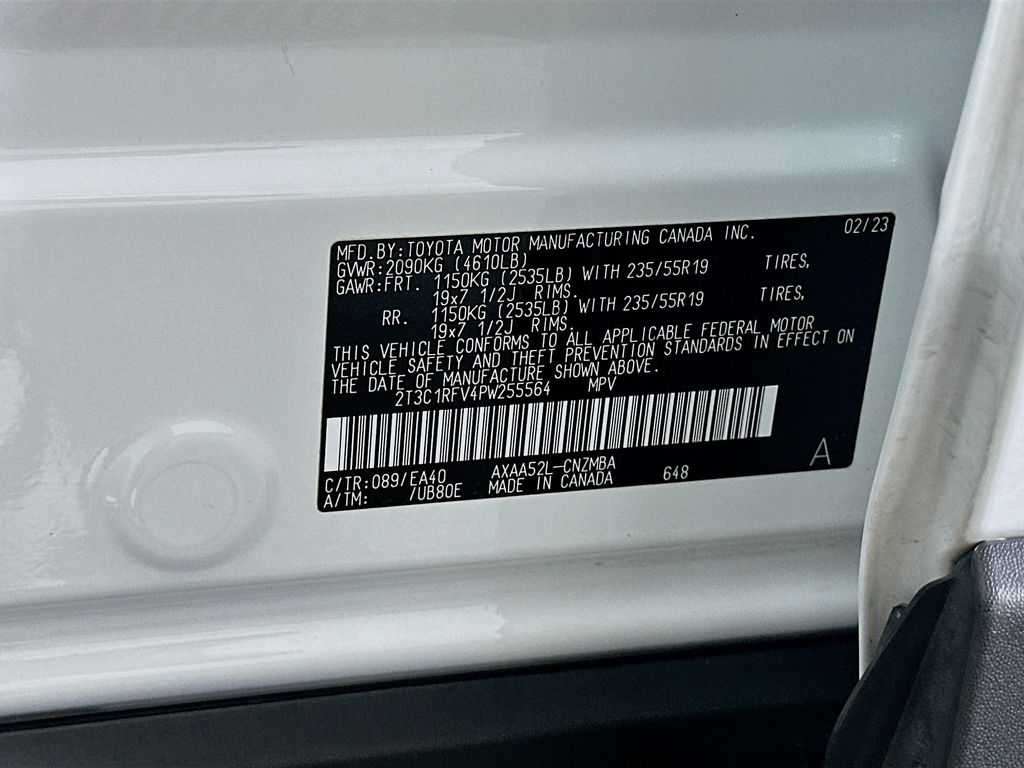 Thumbnail: 2023 Toyota RAV4 - 32