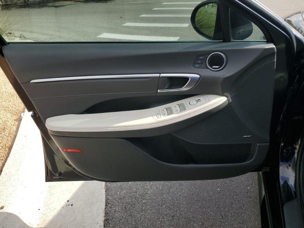 Used Car 2022 Hyundai Sonata  Limited For Sale Under $25,000 In Austin, Texas