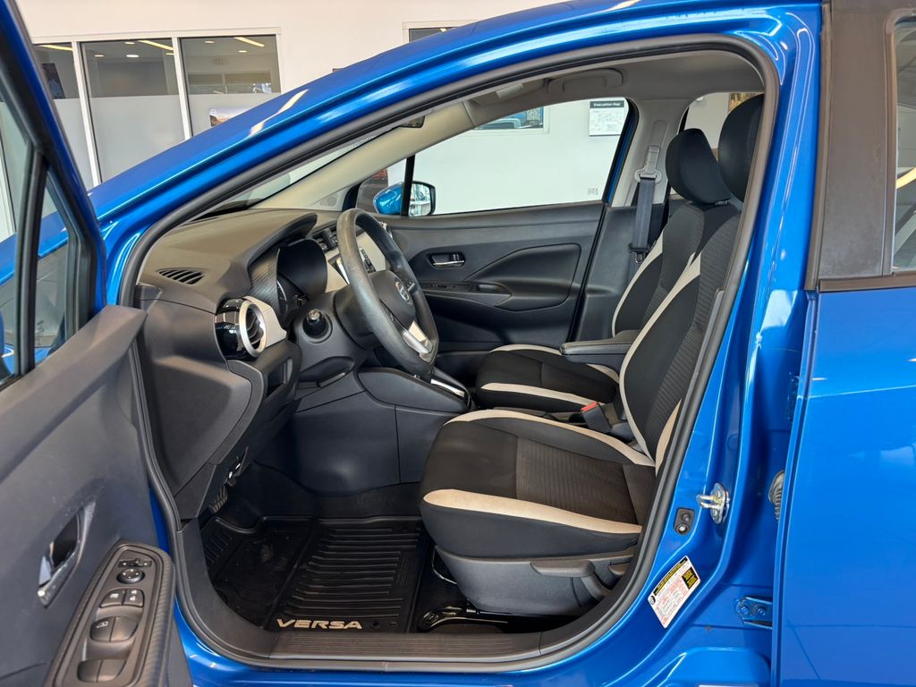 2020 Nissan Versa 1.6 SV
