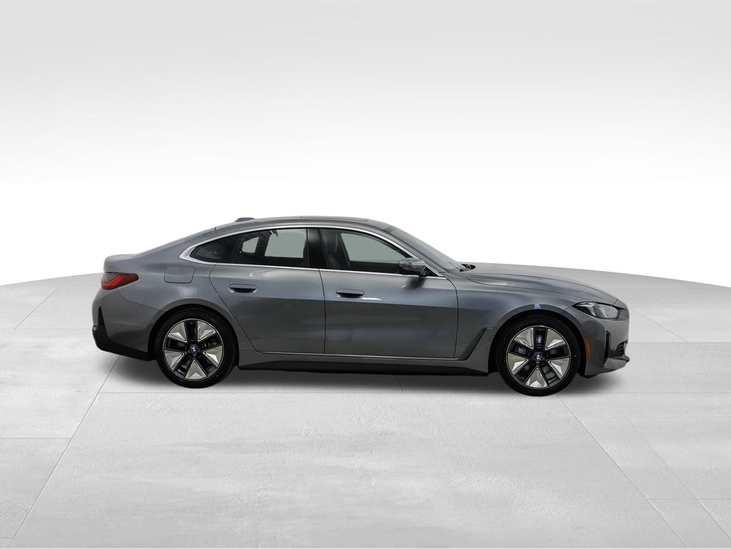 2025 BMW i4 xDrive40 6