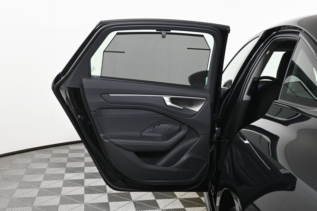 Thumbnail: 2026 Audi A6 - 26
