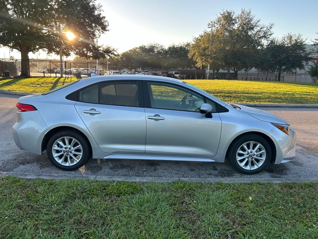 Thumbnail: 2022 Toyota Corolla - 6
