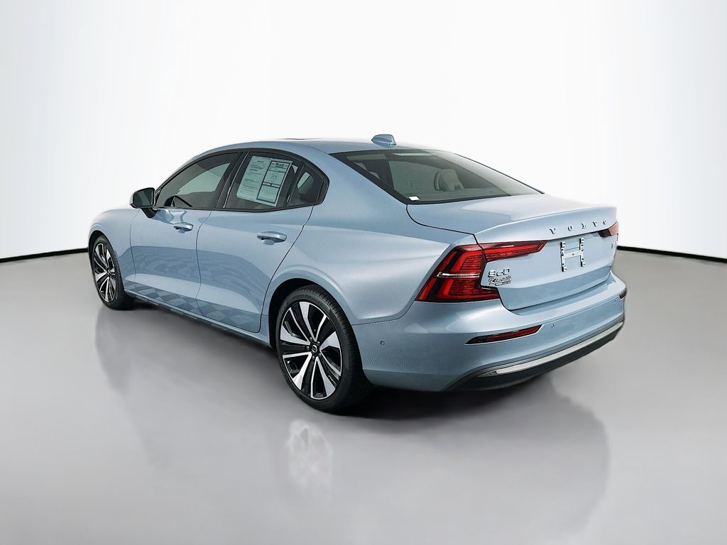 Used 2023 Blue Volvo Ultimate image 5