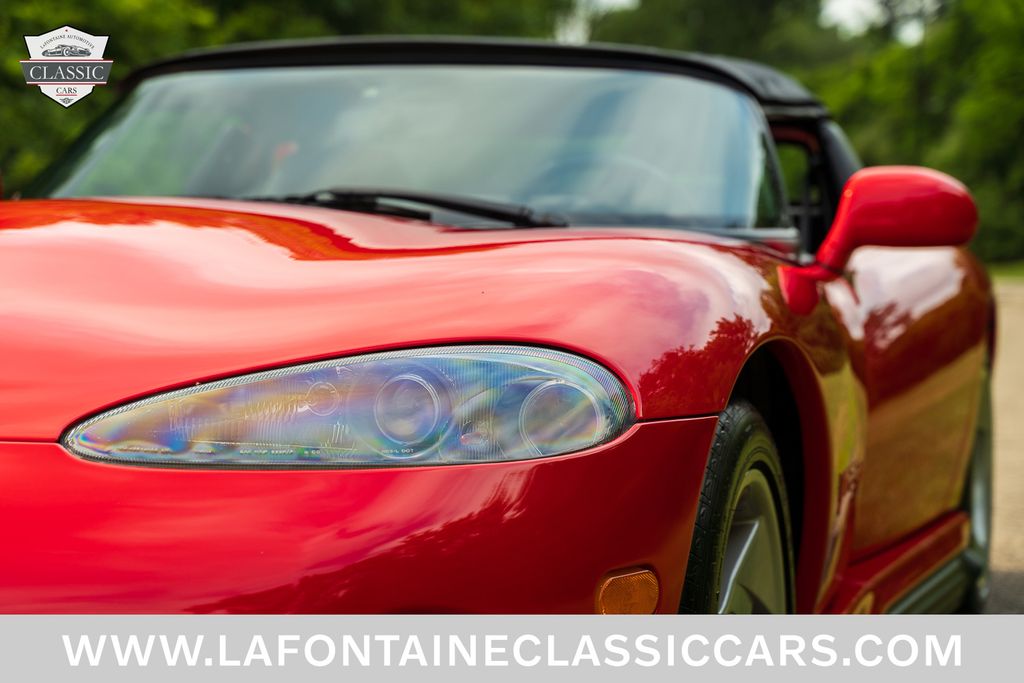 1992 Dodge Viper 66