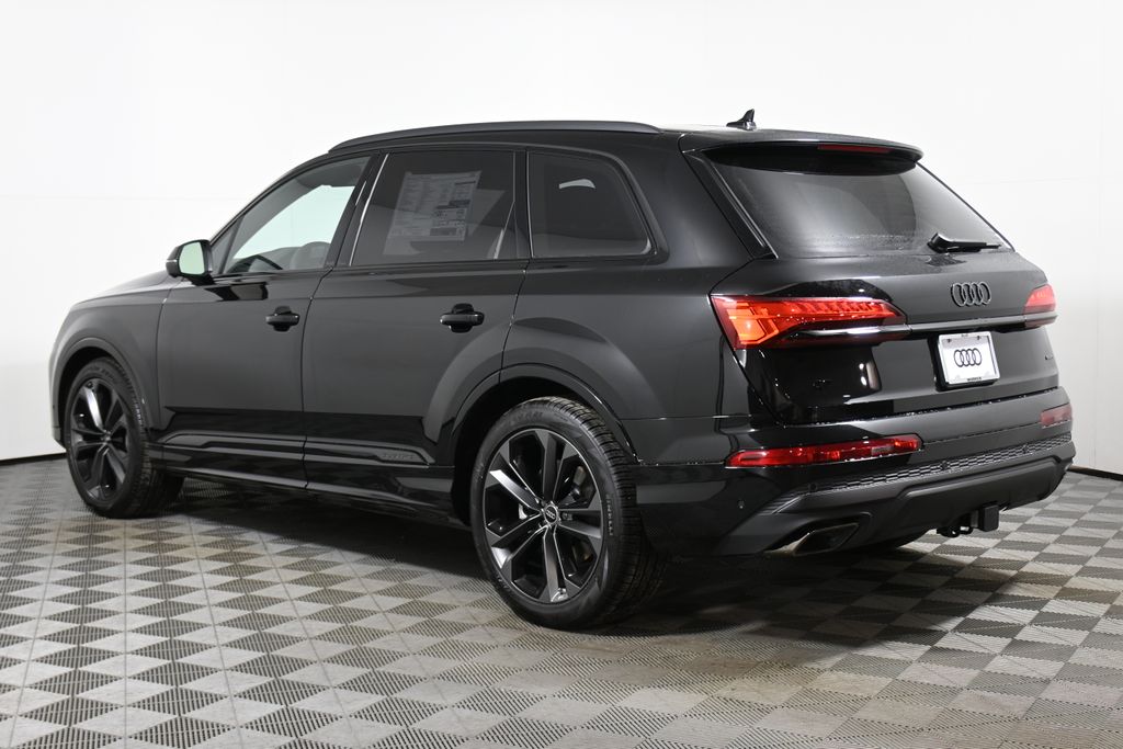 Thumbnail: 2026 Audi Q7 - 5
