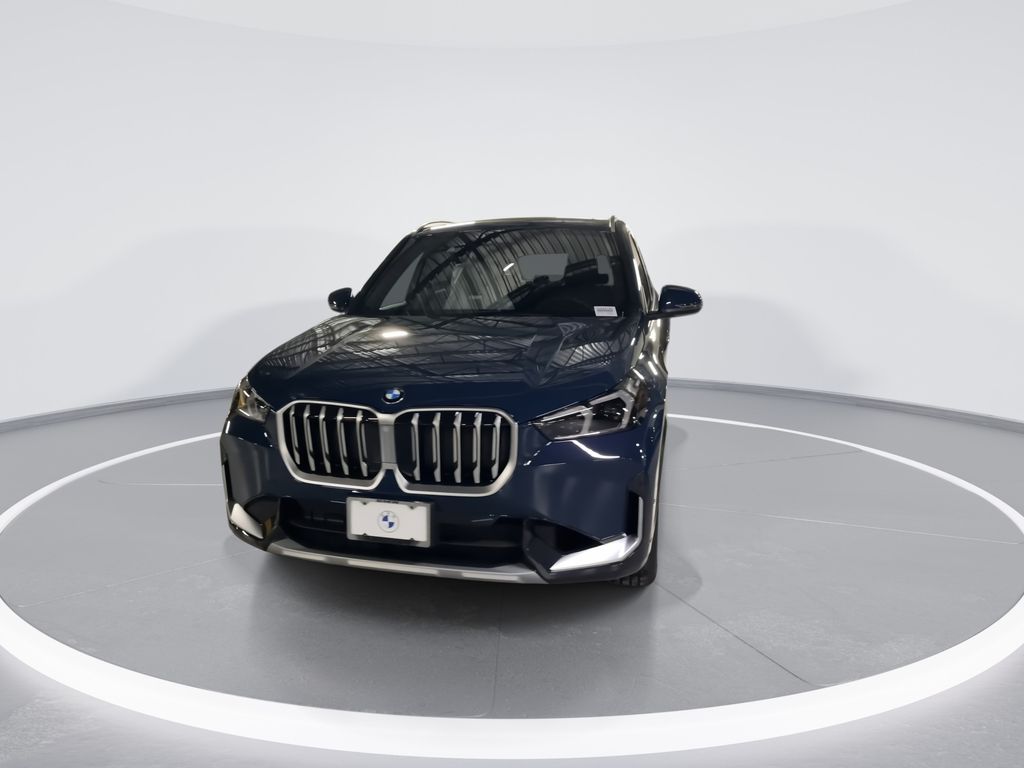 Thumbnail: 2026 BMW X1 - 3