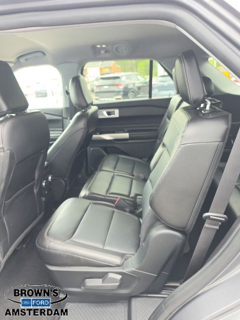 2022 Ford Explorer Limited - 6