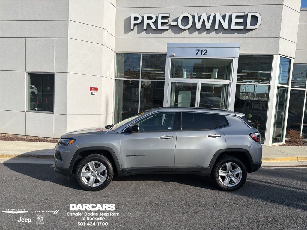2022 Jeep Compass Latitude 4WD