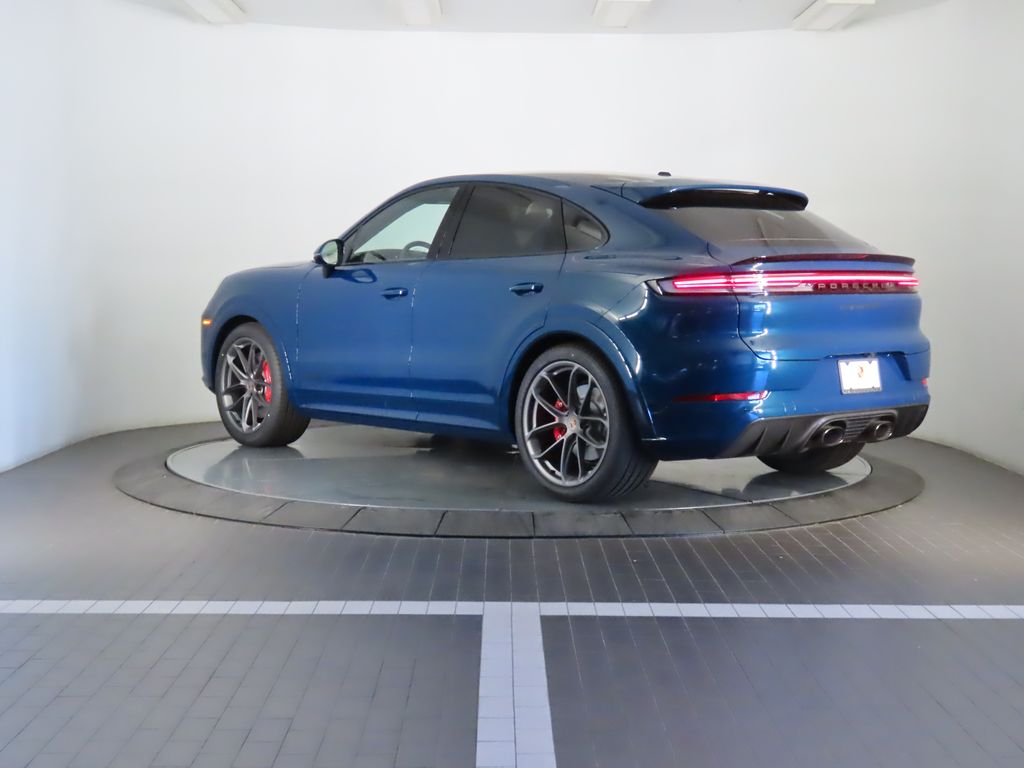 Thumbnail: 2025 Porsche  - 3