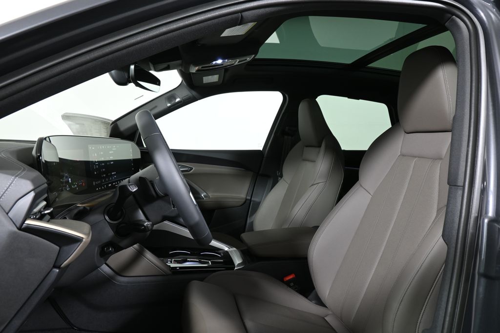 Thumbnail: 2025 Audi Q5 - 13