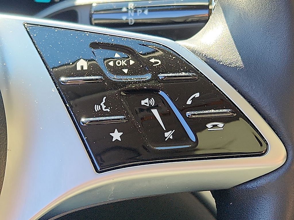 Thumbnail: 2023 Mercedes-Benz C-Class - 22