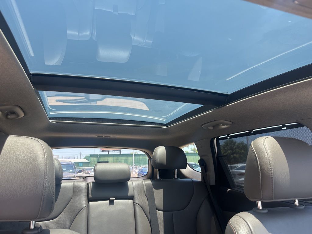 Thumbnail: 2020 Hyundai Santa Fe - 25