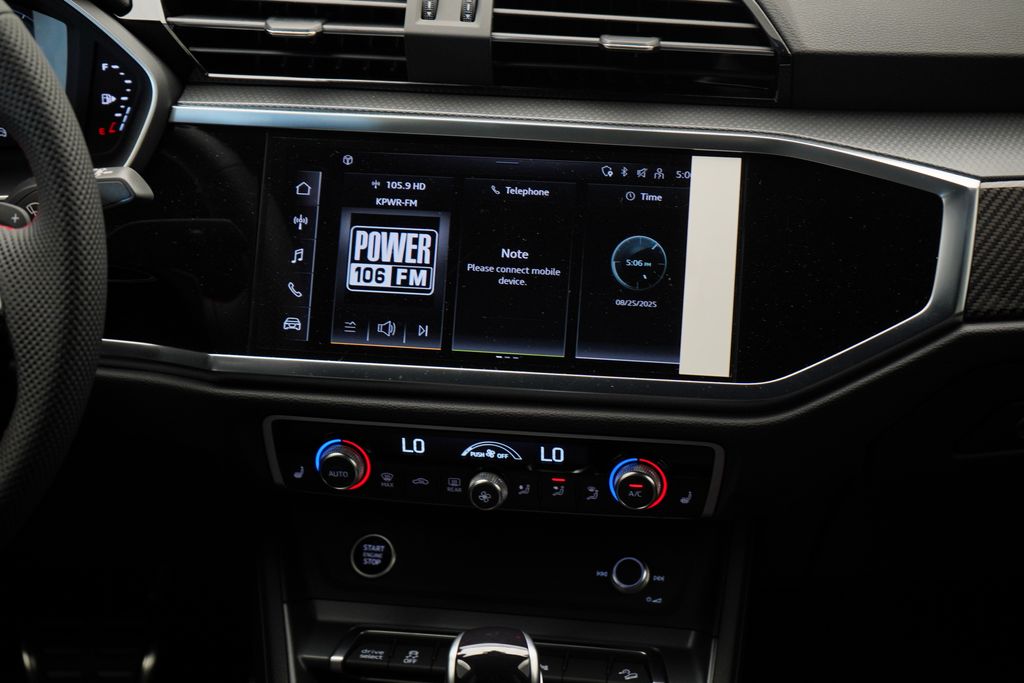 Thumbnail: 2025 Audi Q3 - 10