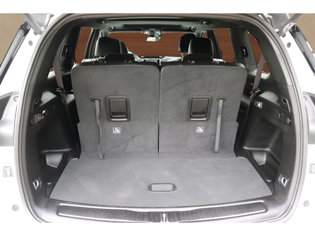 Used Car 2023 Jeep Grand Cherokee L  Altitude For Sale Under $40,000 In Austin, Texas