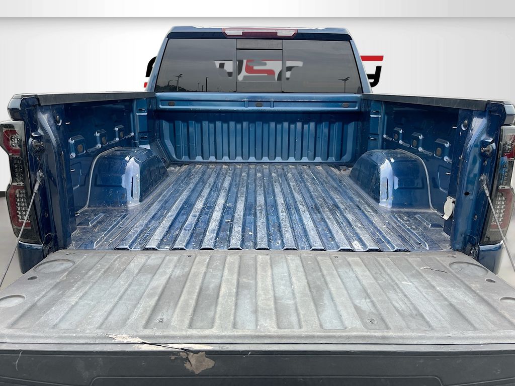 Used 2021 Blue Chevrolet LT image 25