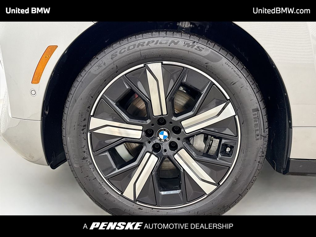 Thumbnail: 2026 BMW iX - 2