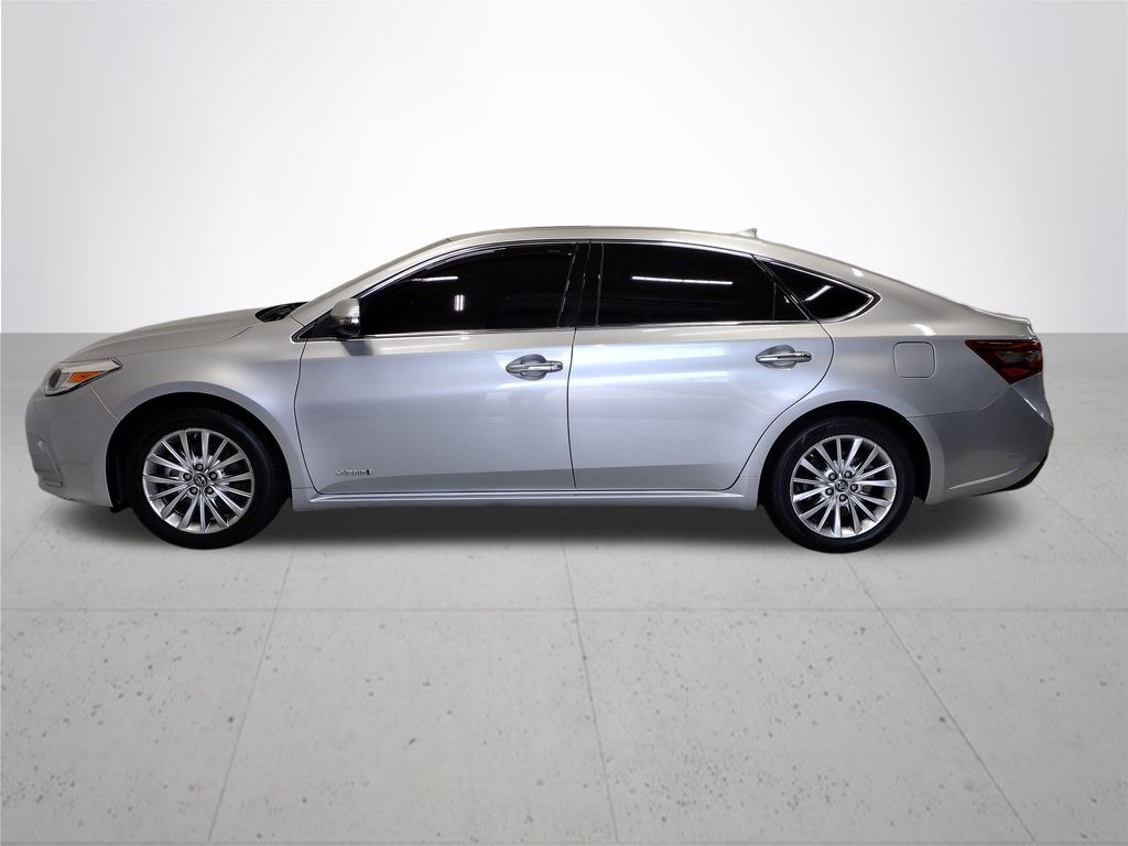 2018 Toyota Avalon Hybrid Limited