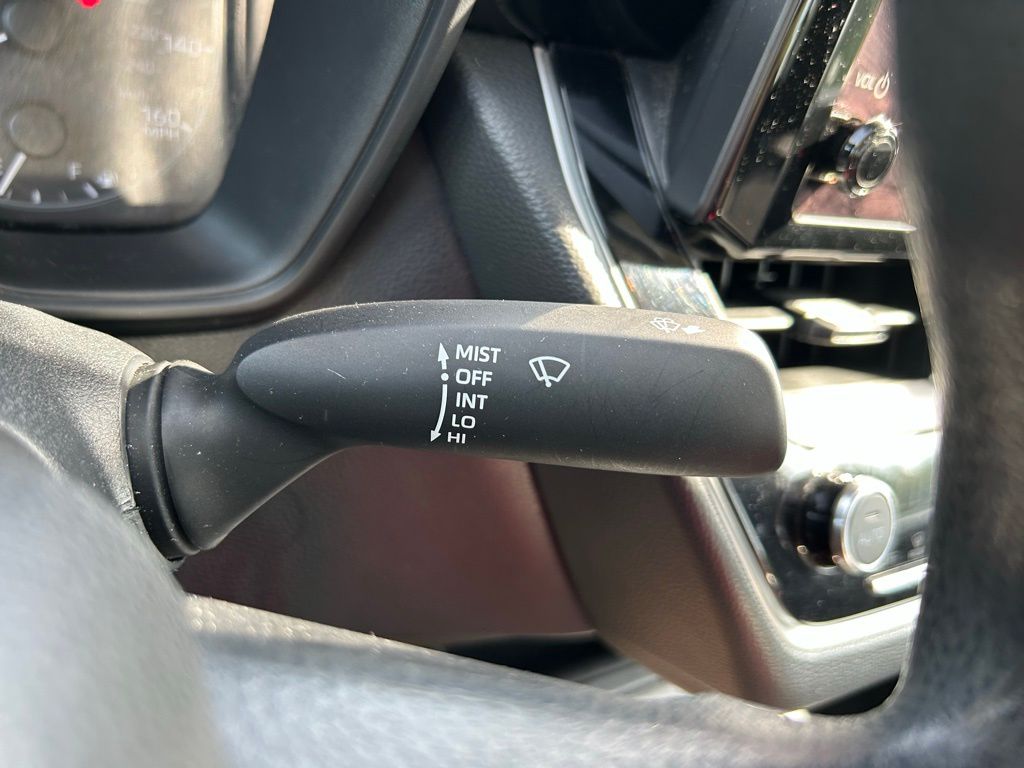 Thumbnail: 2023 Toyota Corolla - 20