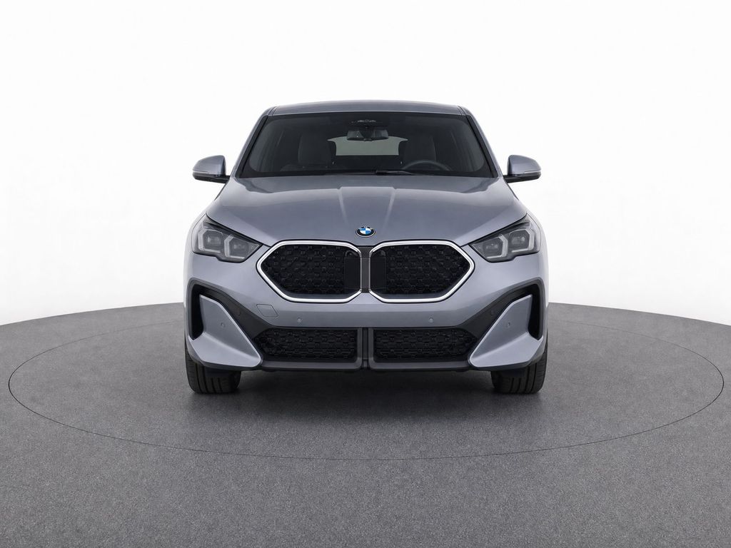 Thumbnail: 2025 BMW X2 - 8