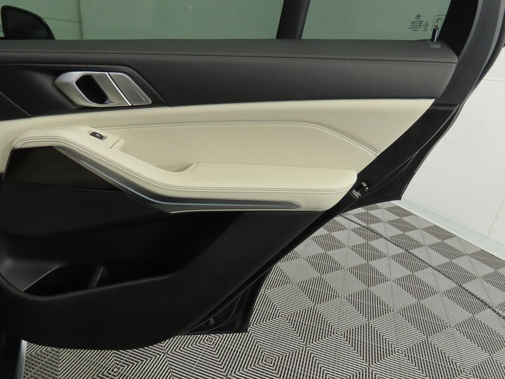 Thumbnail: 2019 BMW X5 - 27