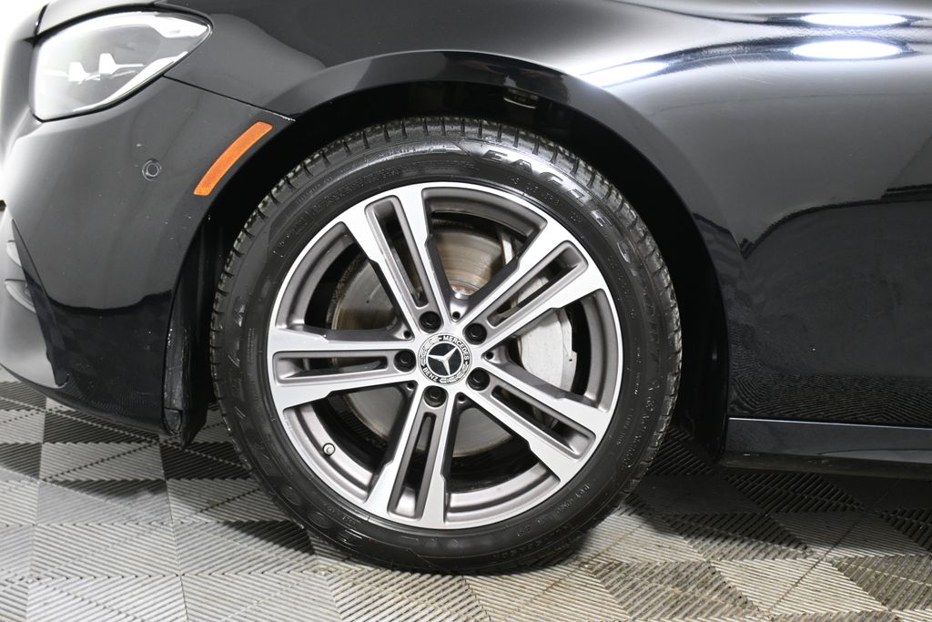 Thumbnail: 2021 Mercedes-Benz E-Class - 11