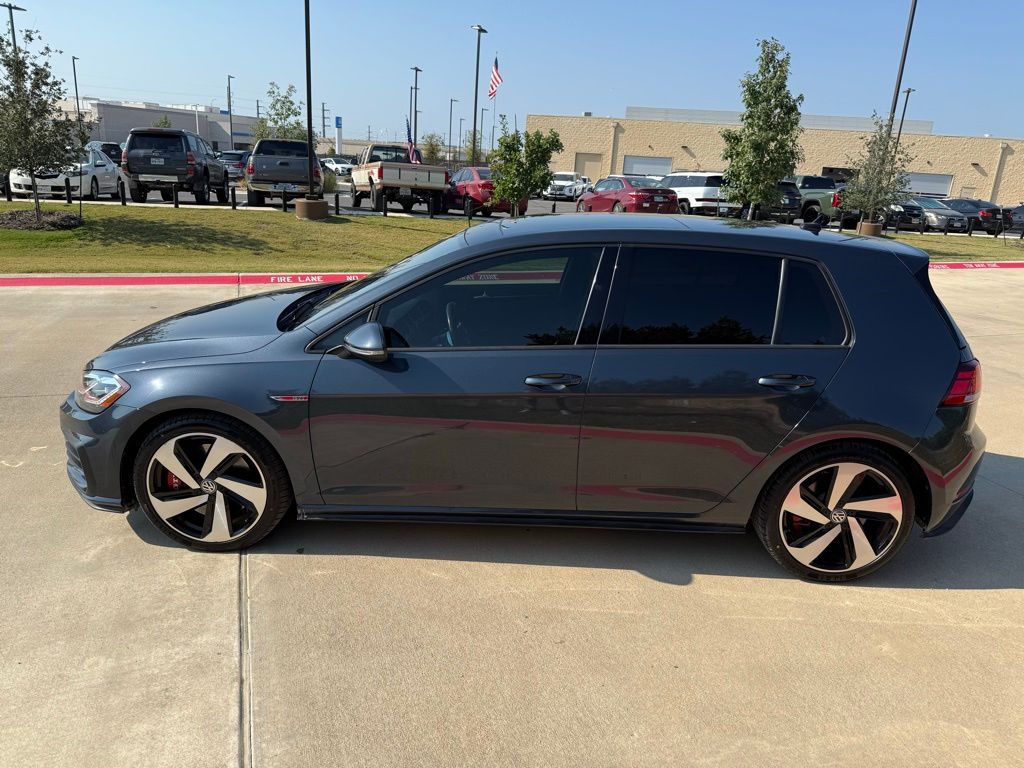 Thumbnail: 2018 Volkswagen Golf - 8