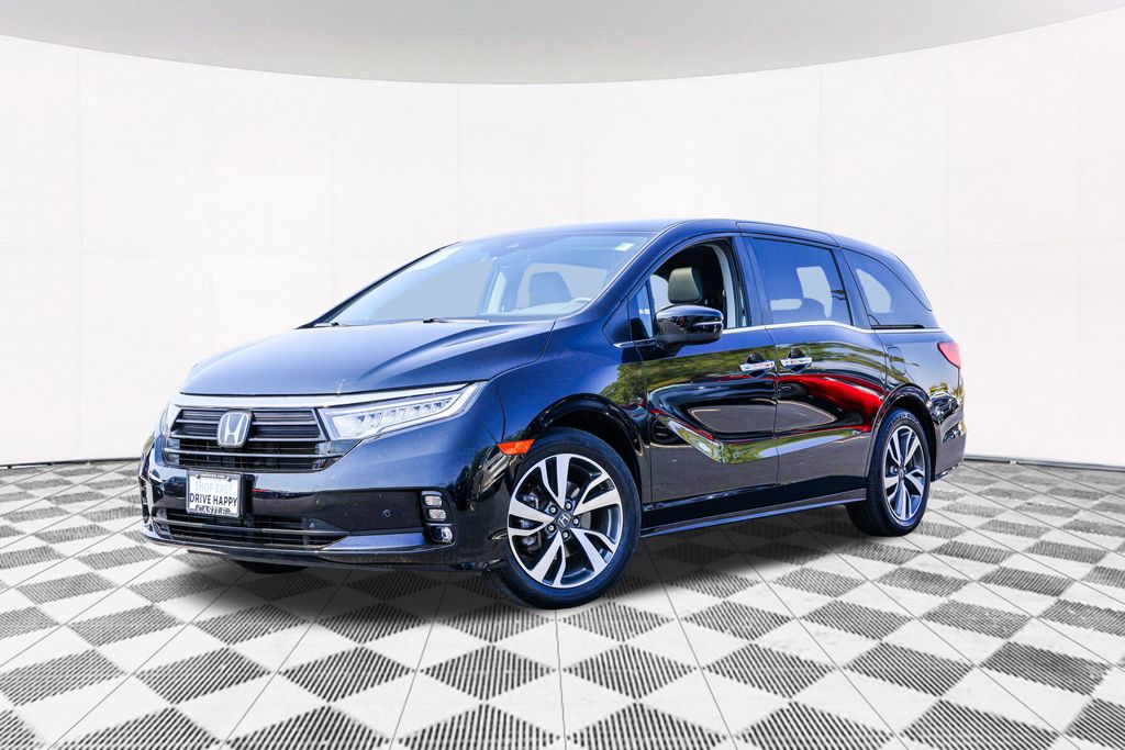 2023 Honda Odyssey Touring 2