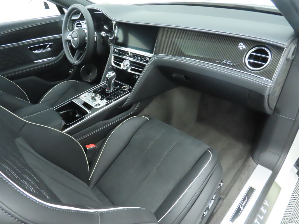 2025 Bentley Flying Spur Speed 19