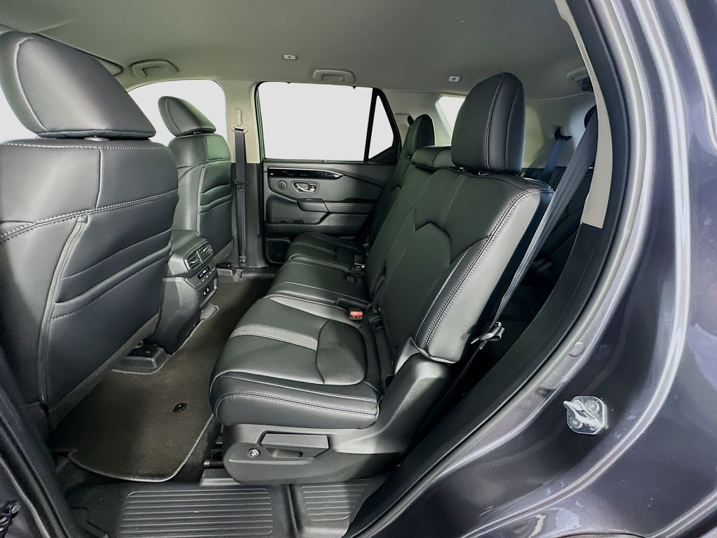 Thumbnail: 2026 Honda Pilot - 17