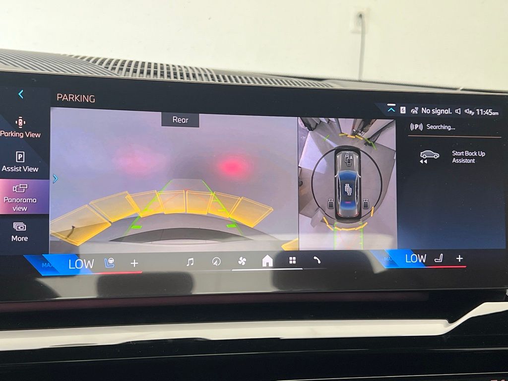 Thumbnail: 2026 BMW 5 Series - 14